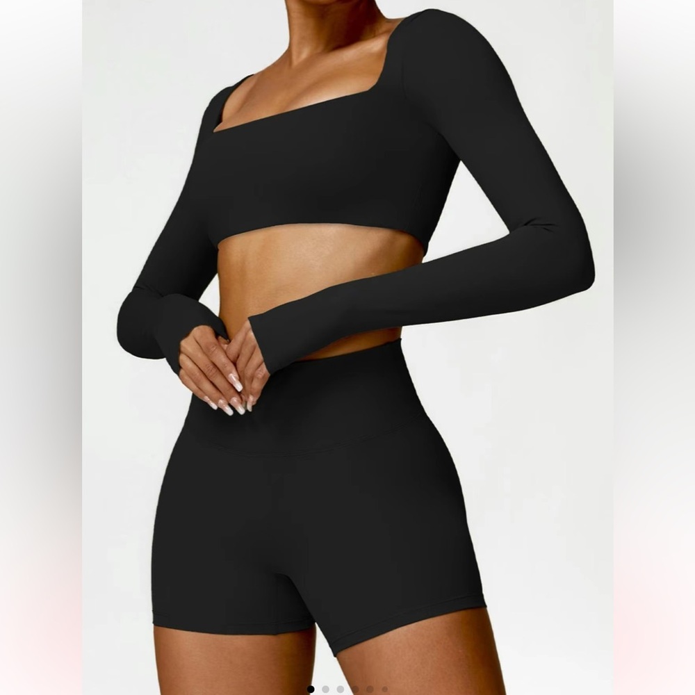 NWT Black Long Sleeve Crop Top and Shorts Set